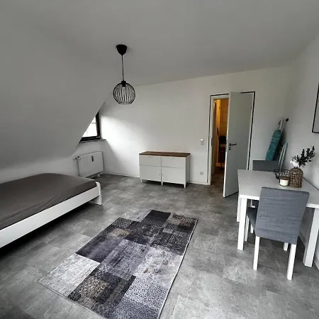 Weilimdorf Gemuetliche Mit Balkon Apartmán *